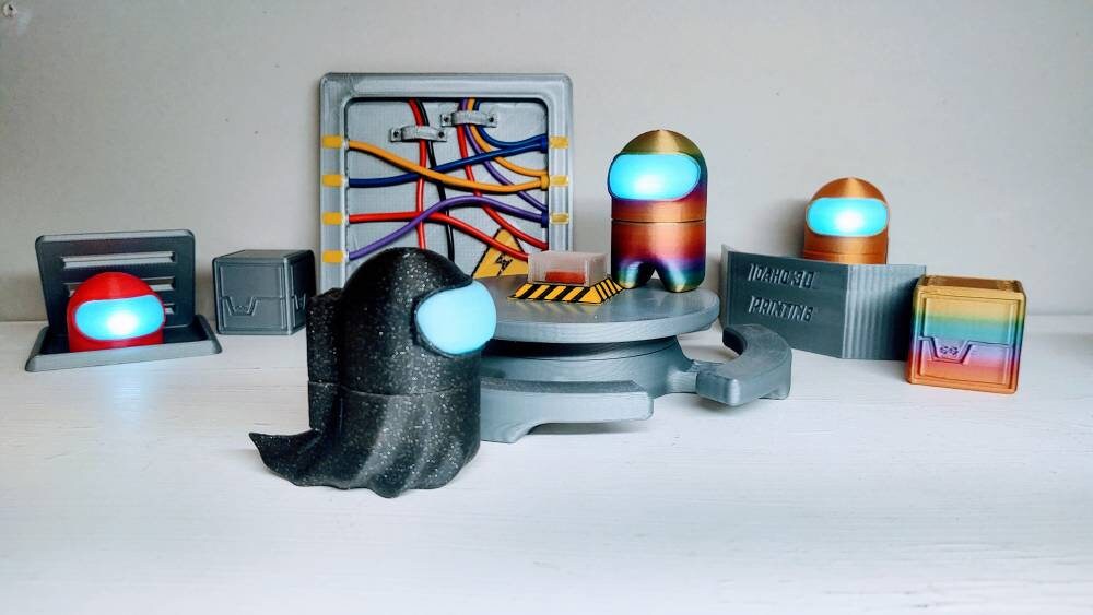 Transforming Crewmate and Ghost - 3D Printed Magnetic