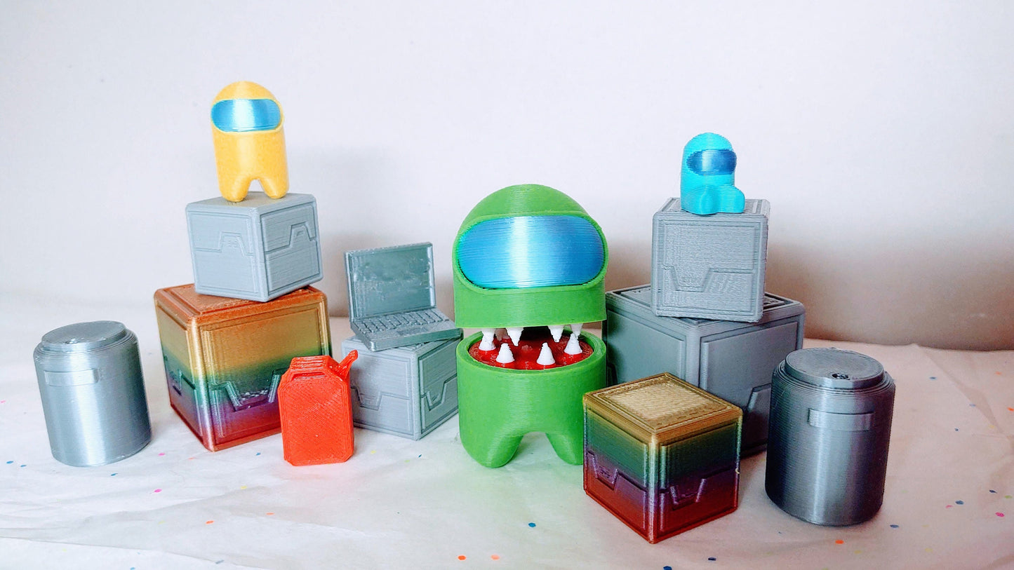Astronaut Crewmate Spaceship - Accessories Miniatures, Crates, laptop Toys