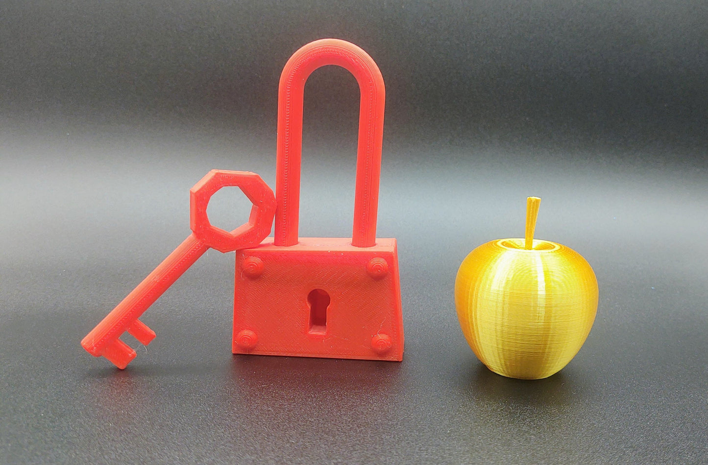 Hello Neighbor - Golden Apple
