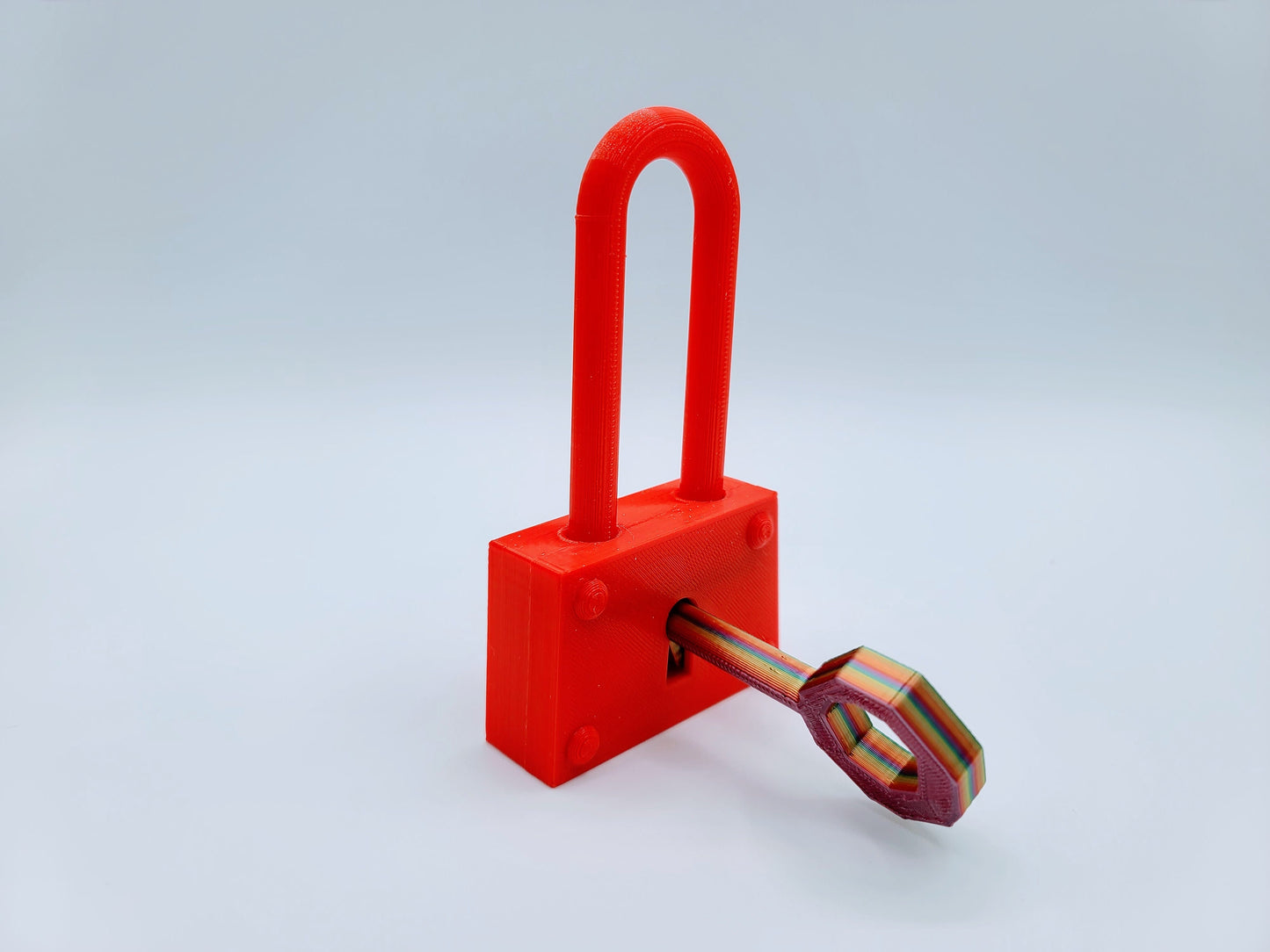 Hello Neighbor - Key Special Edition Rainbow